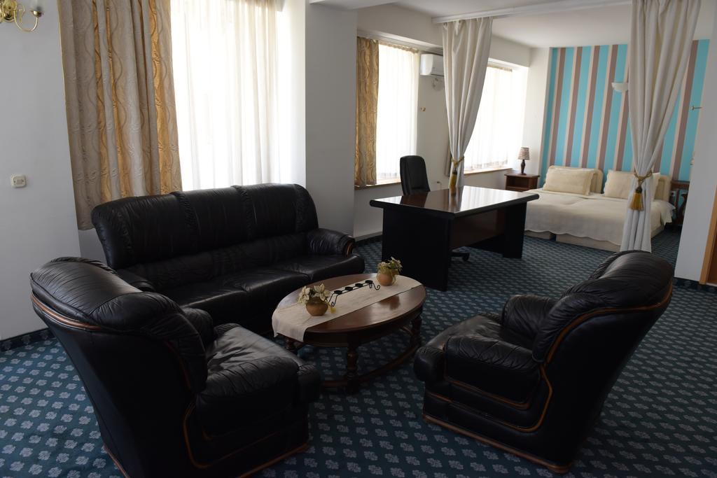 Hotel Residence Inn Skopje Zewnętrze zdjęcie