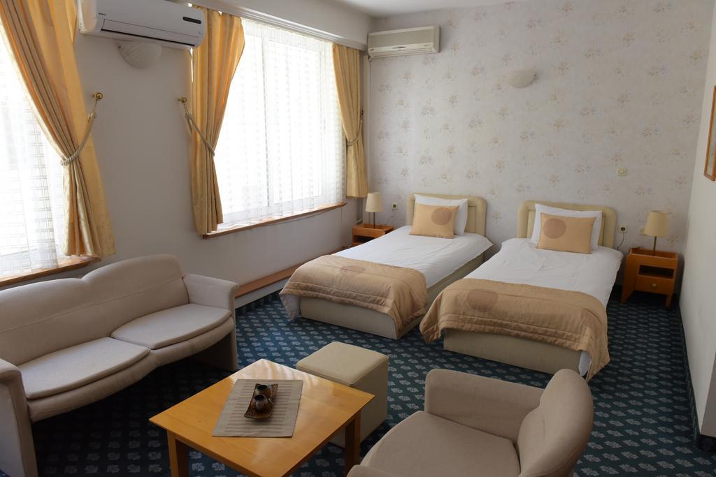 Hotel Residence Inn Skopje Zewnętrze zdjęcie